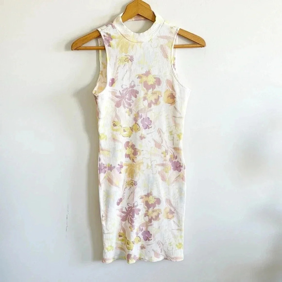 Ted Baker Effi Cutout Twist Back stretchy pull on Bodycon Dress size XS/small - Picture 2 of 7